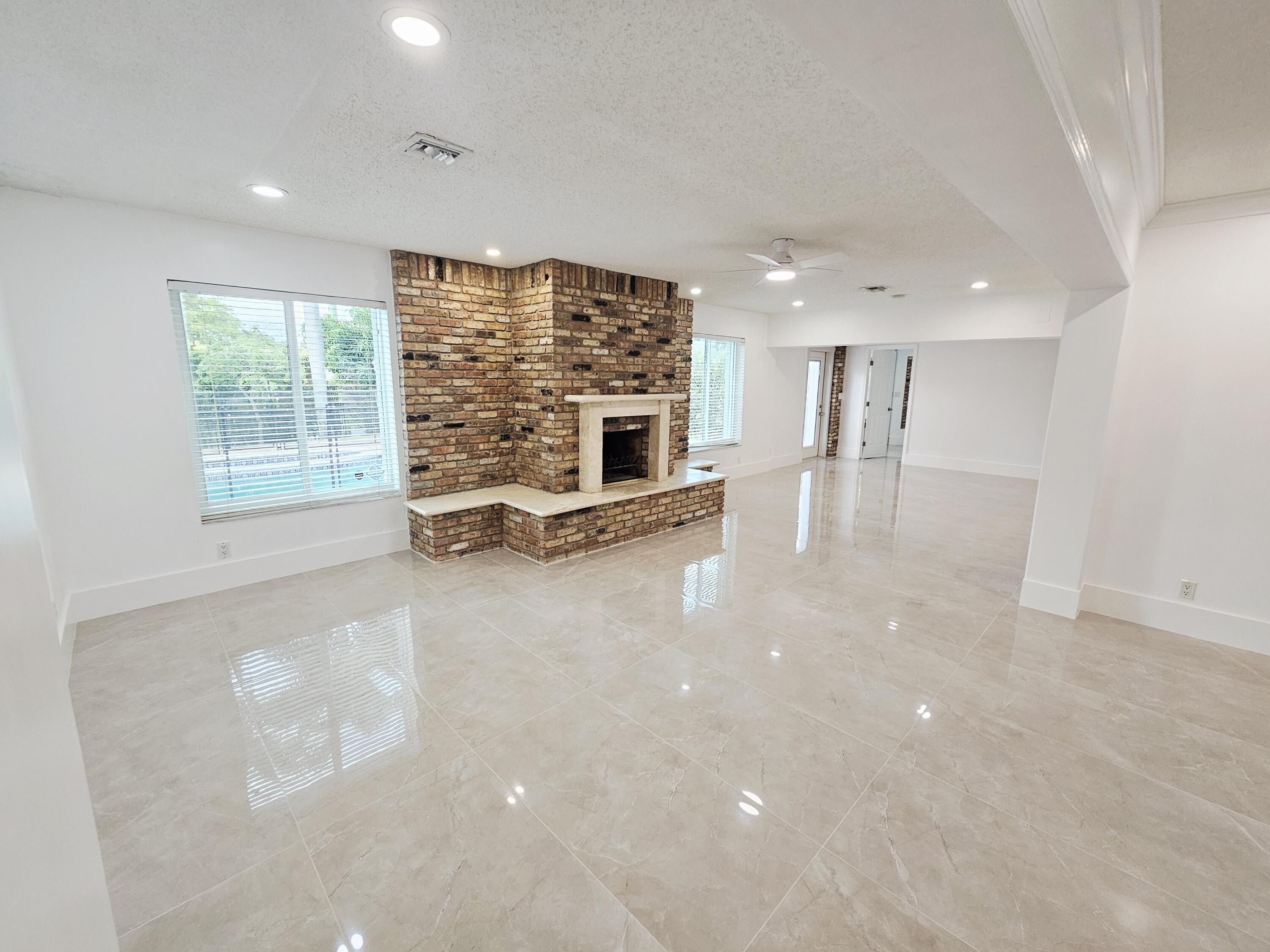4400 Buchanan Street Hollywood, FL 33021 - Photo 15 of 39 20260406_091512