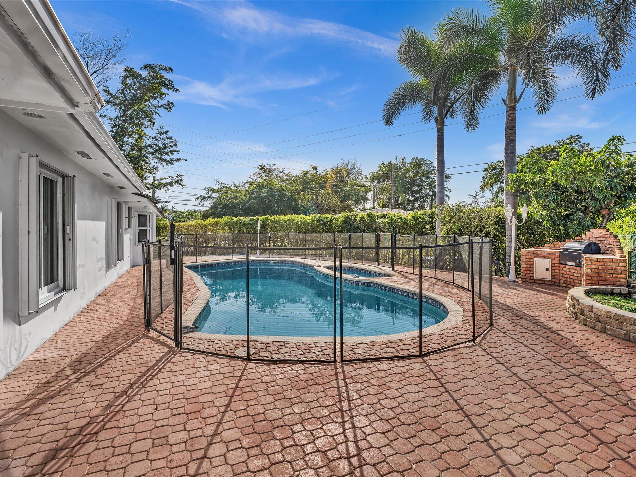 4400 Buchanan Street Hollywood, FL 33021 - Photo 32 of 39 30-FPP00126
