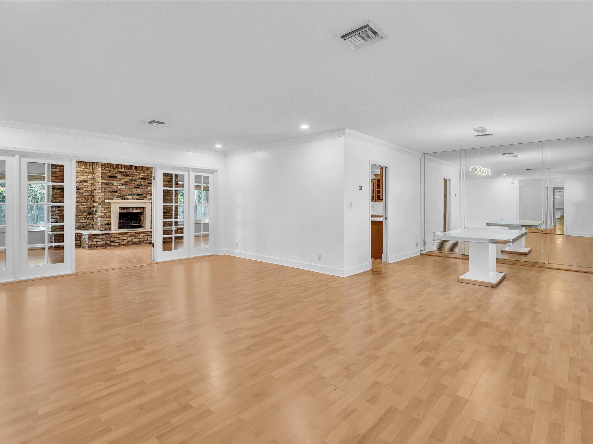 4400 Buchanan Street Hollywood, FL 33021 - Photo 5 of 51 12-FPP00051