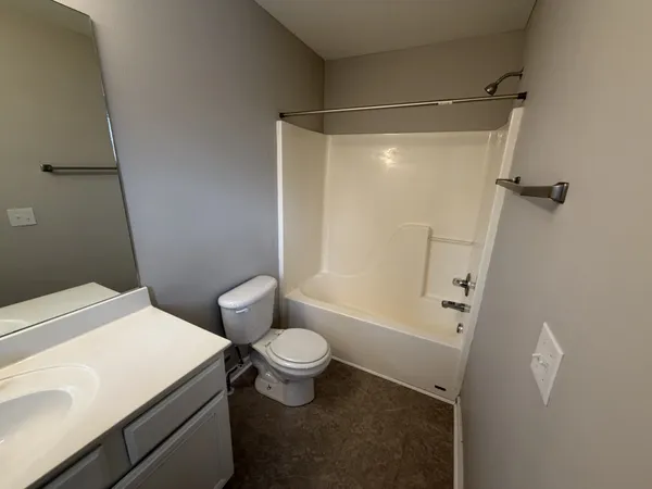 $1,495 | 5170 Hickory Hollow Parkway, Unit 143, Antioch, TN 37013