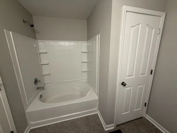$1,495 | 5170 Hickory Hollow Parkway, Unit 143, Antioch, TN 37013