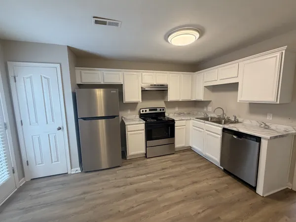 $1,495 | 5170 Hickory Hollow Parkway, Unit 143, Antioch, TN 37013