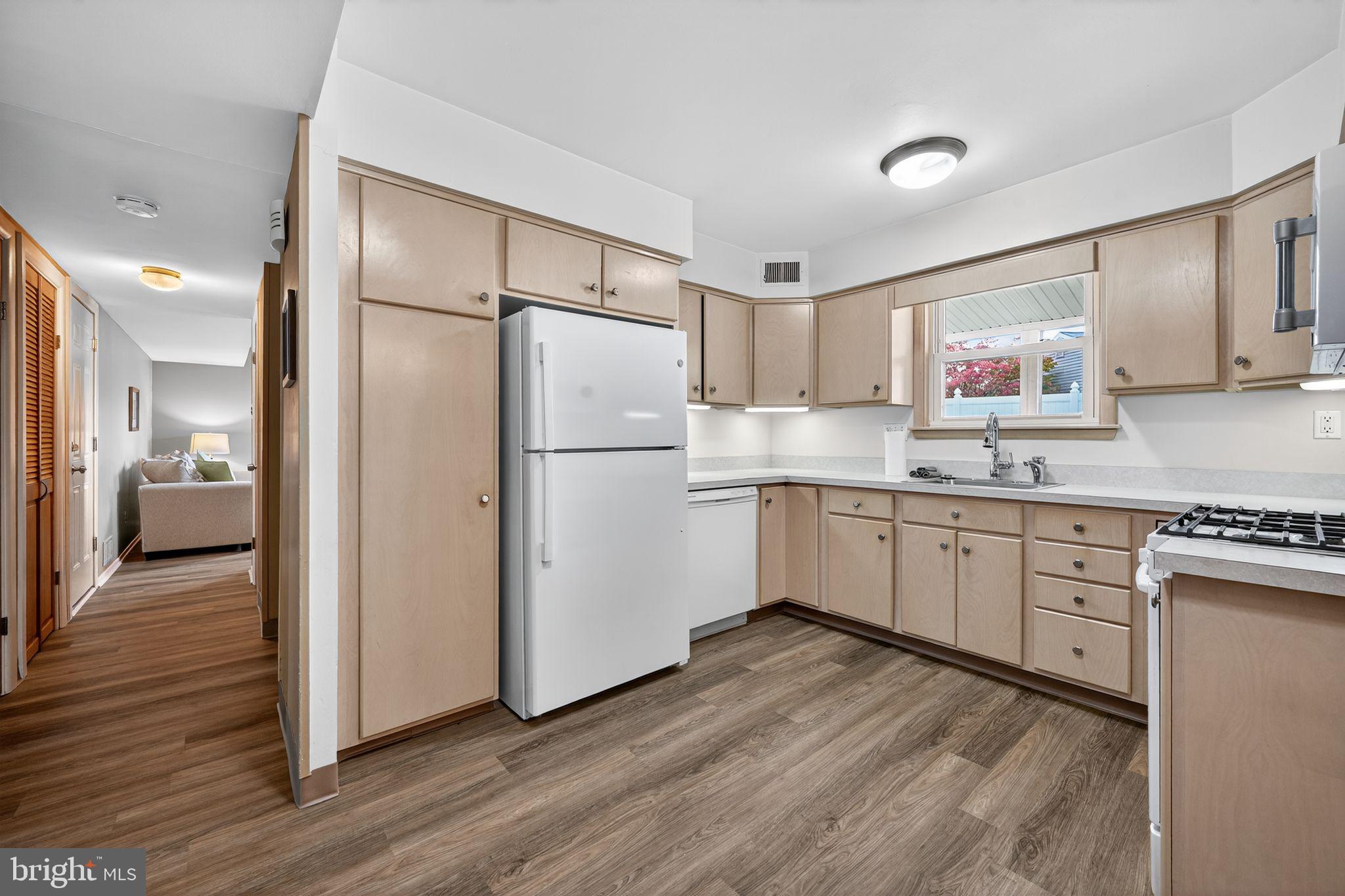 3191 Drexel Road Bensalem, PA 19020 - Photo 7 of 30 Gallery Image 7