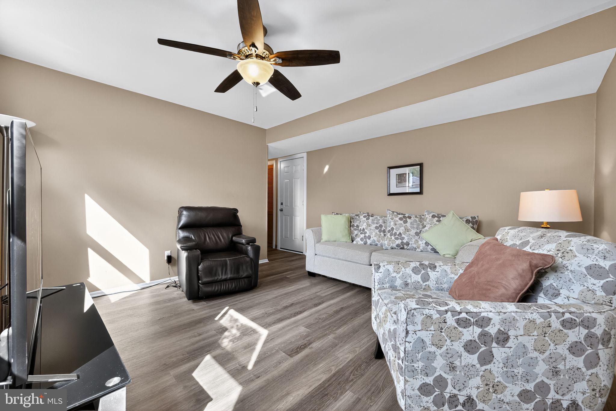 3191 Drexel Road Bensalem, PA 19020 - Photo 10 of 30 Gallery Image 10