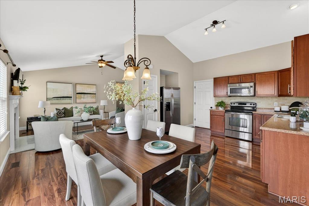 2613 Ruddy Ridge Drive High Ridge, MO 63049 - Photo 12 of 52