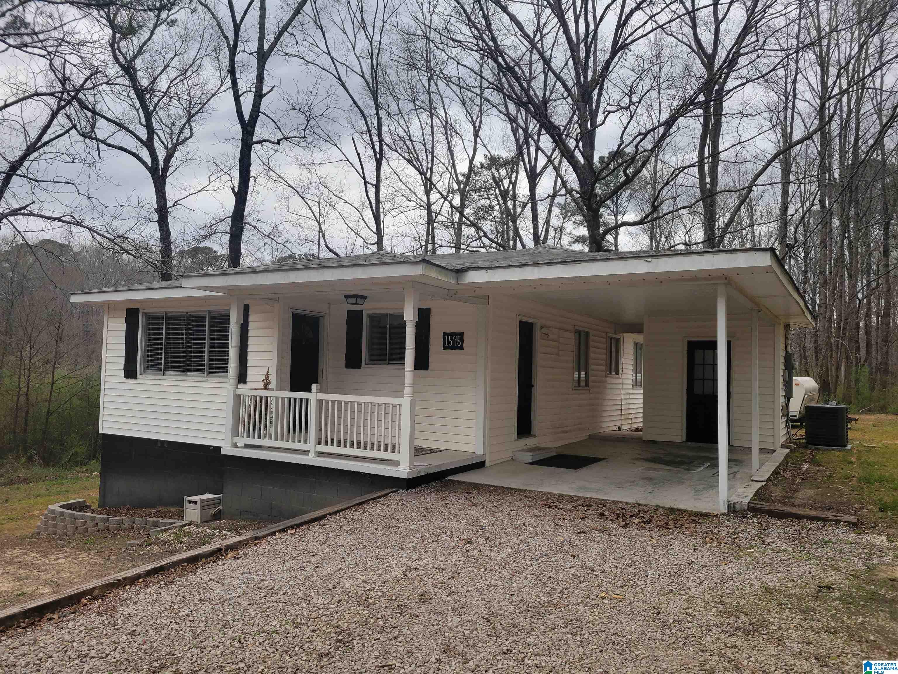 1595 Kelly Loop Road Mount Olive, AL 35117 - Photo 2 of 14