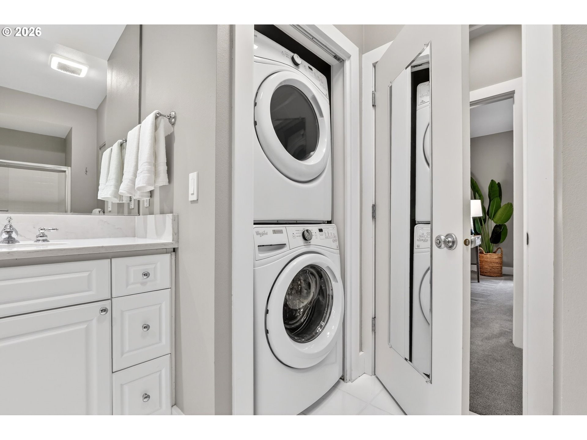 3203 Northwest Miller Road Portland, OR 97229 - Photo 29 of 48 Laundry