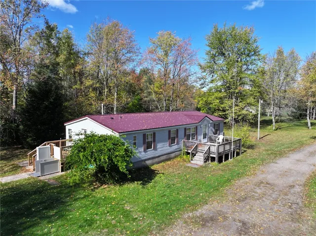 $139,900 | 13562 Jenkins Road, Wolcott, NY 13143