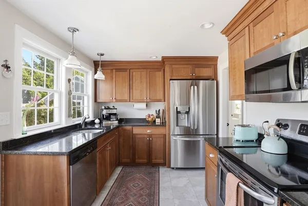 $1,249,000 | 13 Independence Lane, Hingham, MA 02043