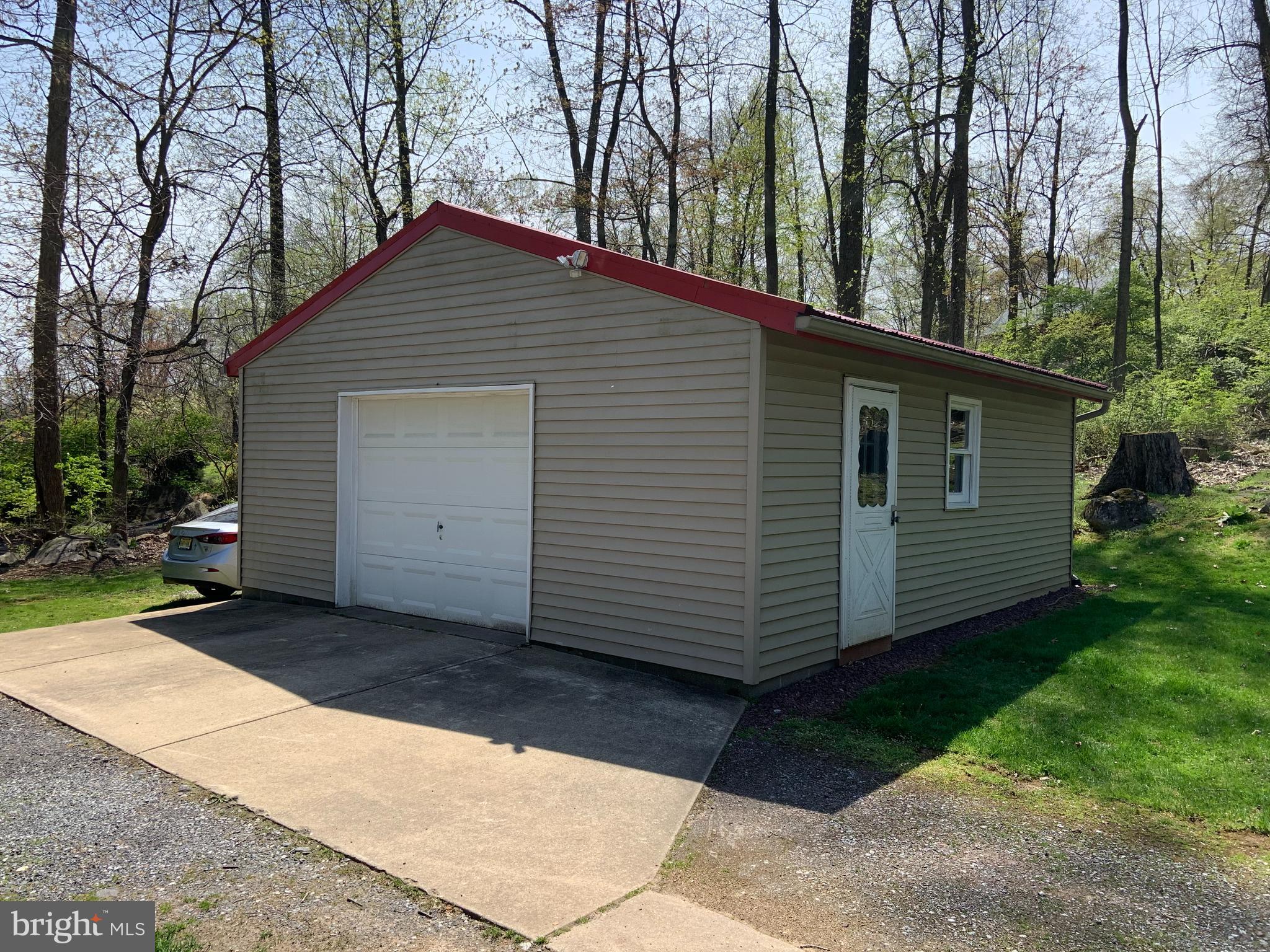 649 Lauschtown Road Denver, PA 17517 - Photo 22 of 24