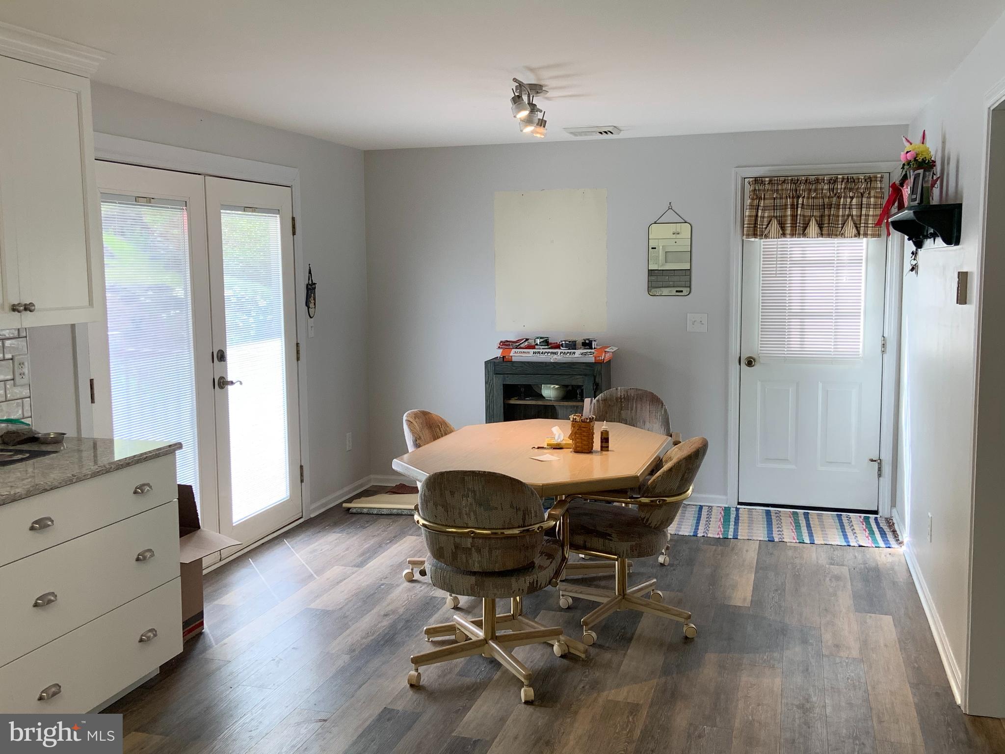 649 Lauschtown Road Denver, PA 17517 - Photo 4 of 24