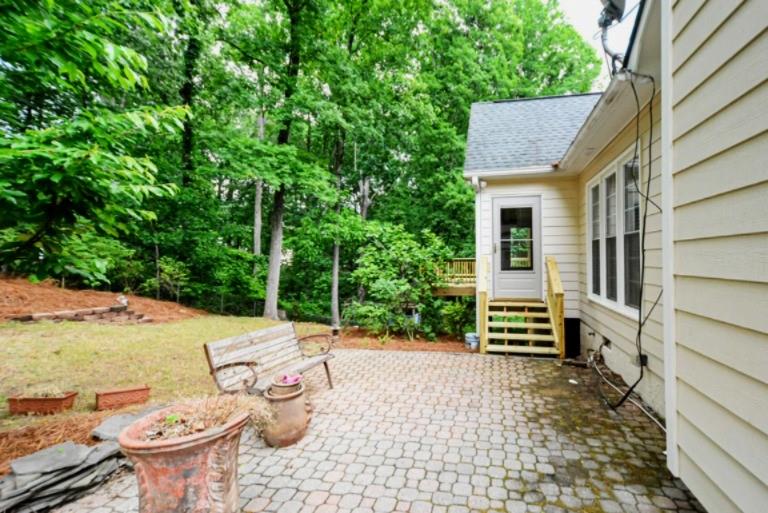 114 Due W Street Dallas, GA 30157 - Photo 29 of 32 a view of a patio with chairs and plants