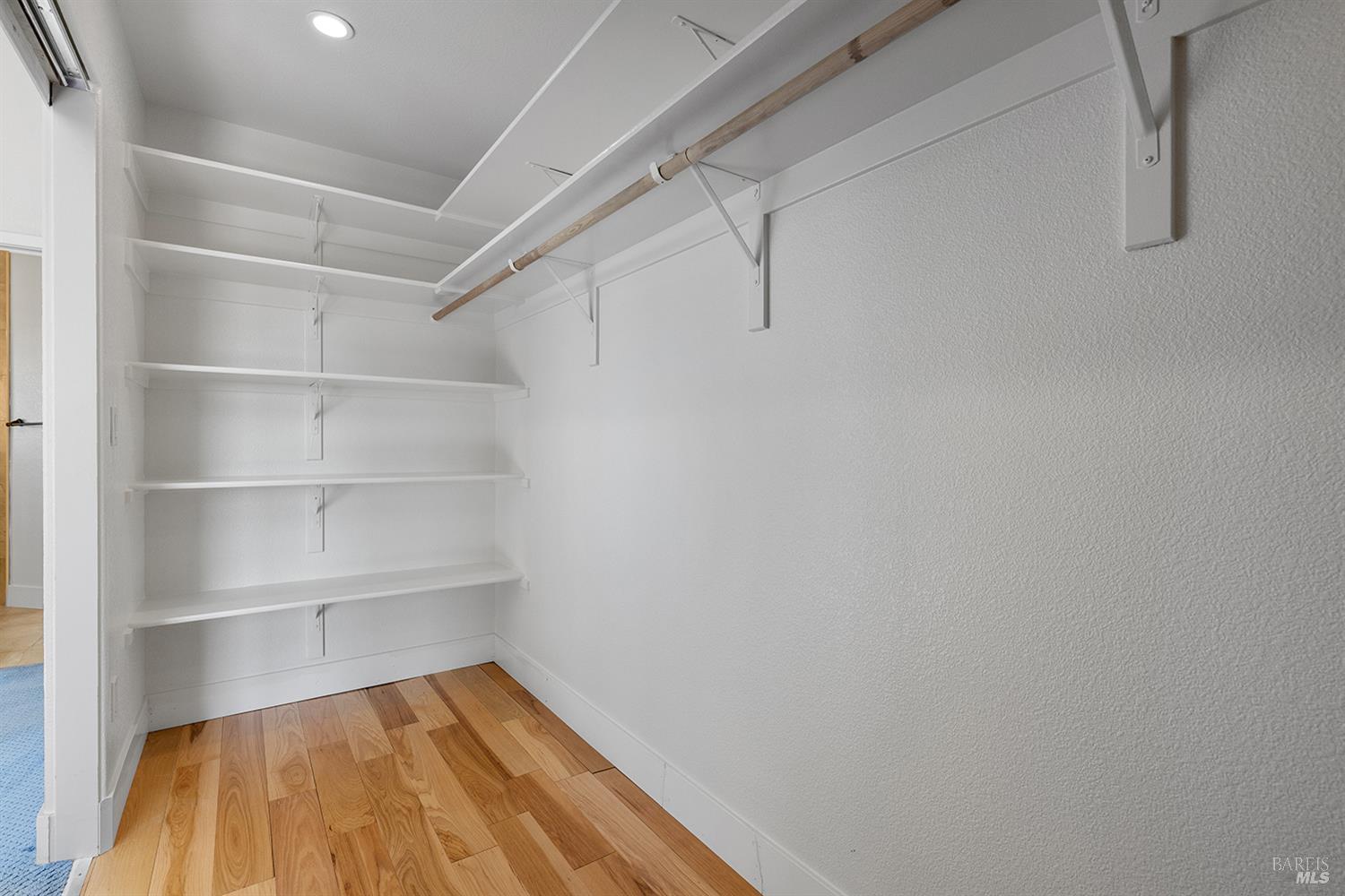 1475 Los Alamos Road Santa Rosa, CA 95409 - Photo 16 of 44 Gallery Image 16