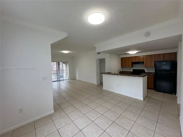 $1,800 | 5840 West Sample Road, Unit 201, Coral Springs, FL 33067