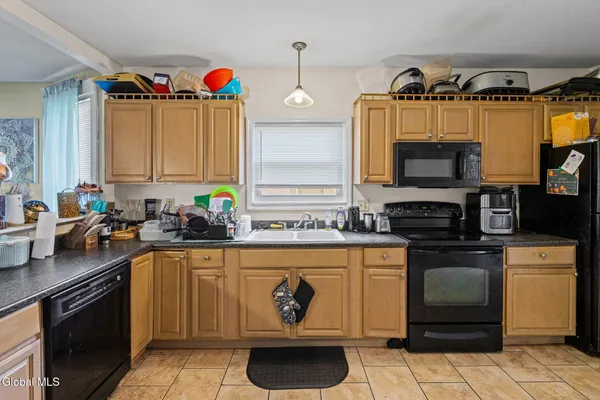 $359,900 | Undisclosed Address, Albany, NY 12208