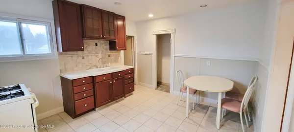 $470,000 | 1142 Academy Street, Scranton, PA 18504