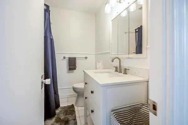 $449,000 | 2133 North Circle Drive, Ann Arbor, MI 48103