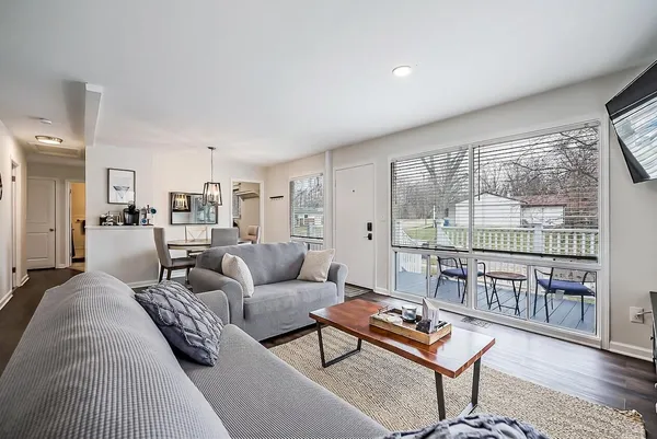 $449,000 | 2133 North Circle Drive, Ann Arbor, MI 48103