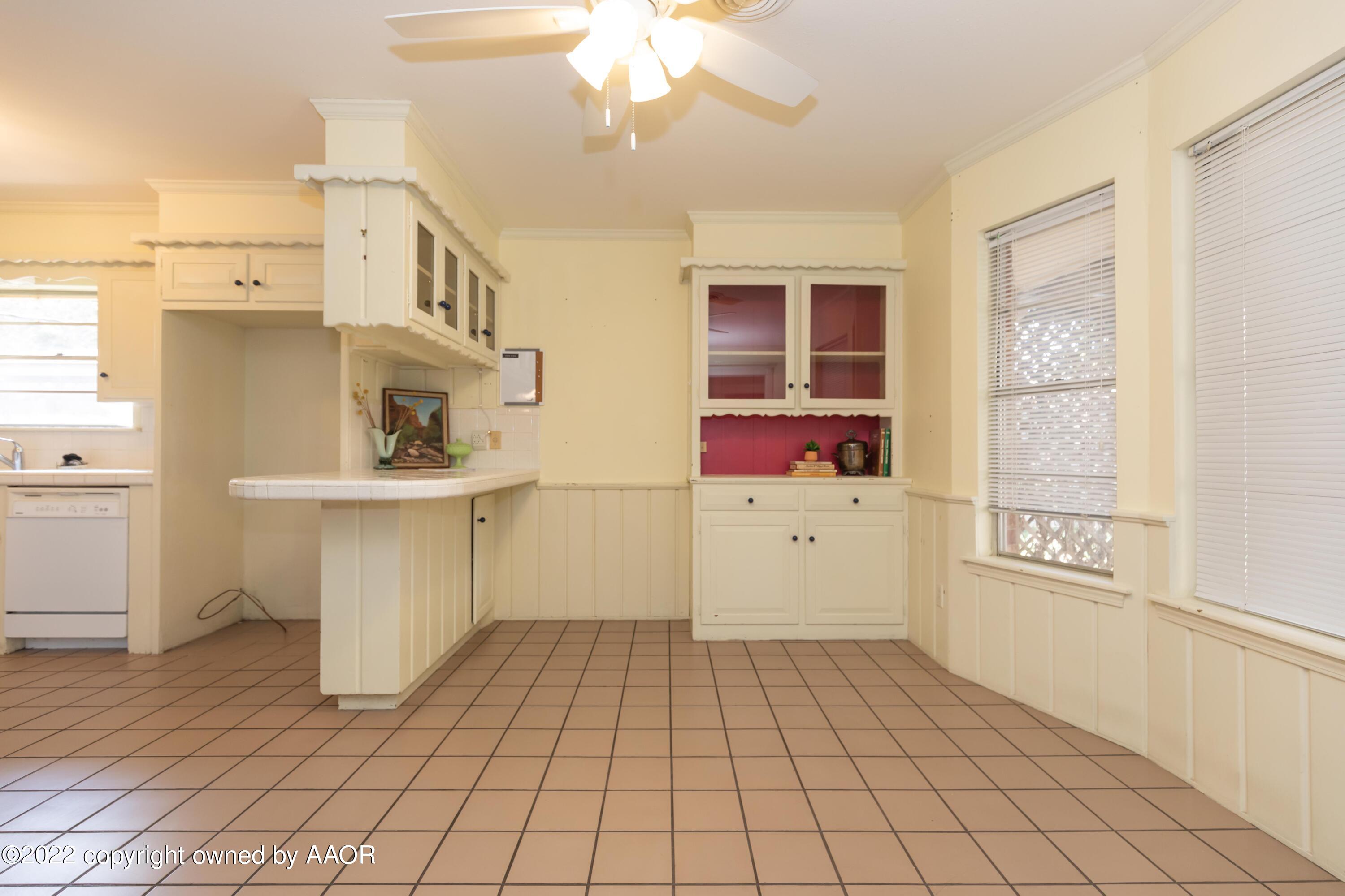 6112 Elmhurst Road Amarillo, TX 79106 - Photo 17 of 61 DINING VIEW 2