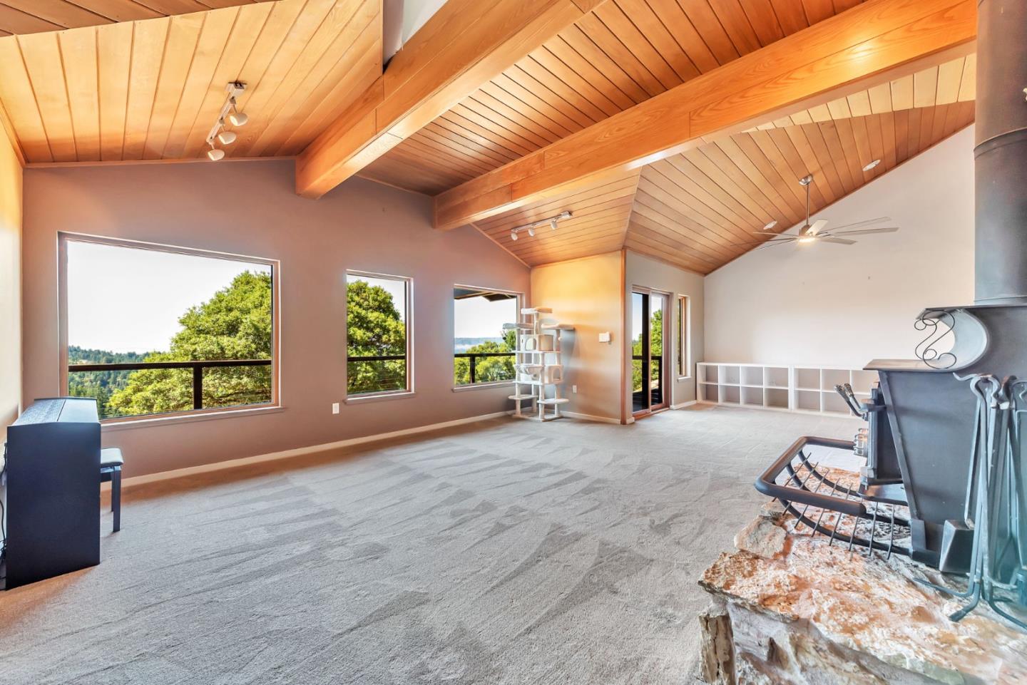 950 Oak Ridge Road Los Gatos, CA 95033 - Photo 15 of 107