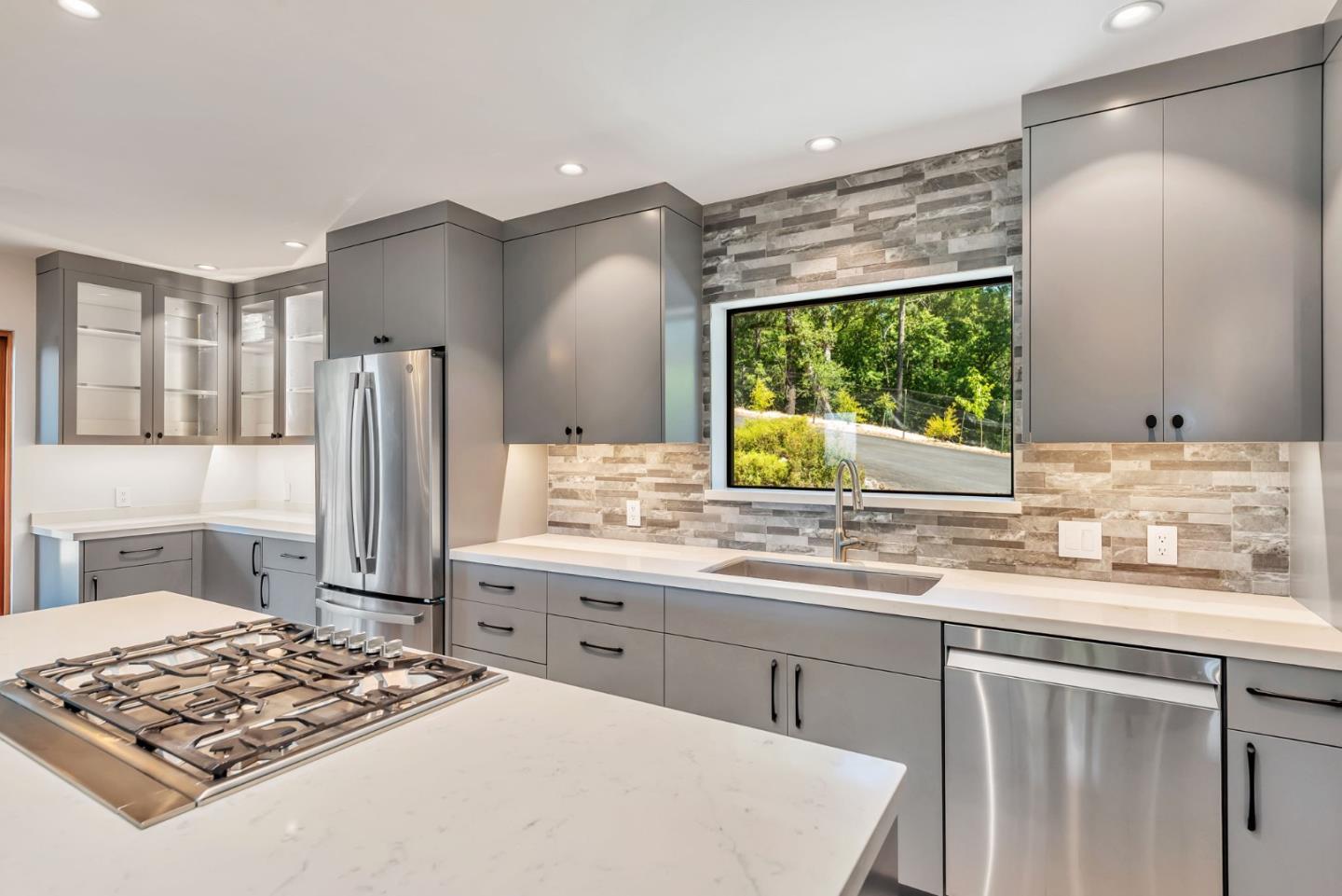 950 Oak Ridge Road Los Gatos, CA 95033 - Photo 20 of 107