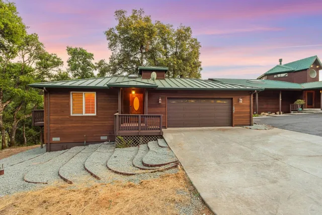 $2,599,000 | 950 Oak Ridge Road, Los Gatos, CA 95033