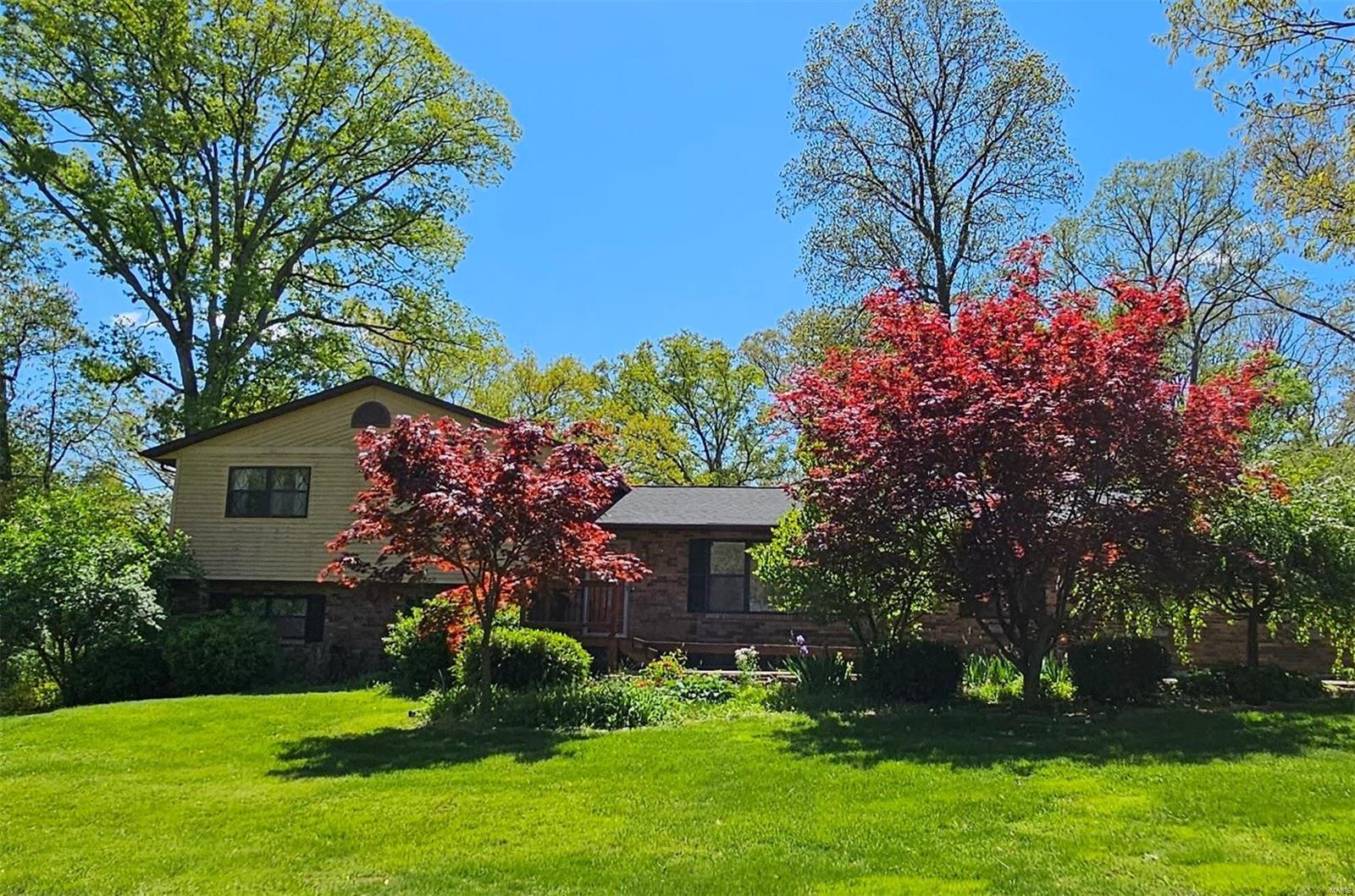 8324 Old Mill Road Troy, IL 62294 - Photo 1 of 18