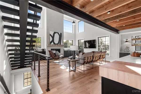 $1,399,000 | 7101 Kittiwake Run, Manlius, NY 13104