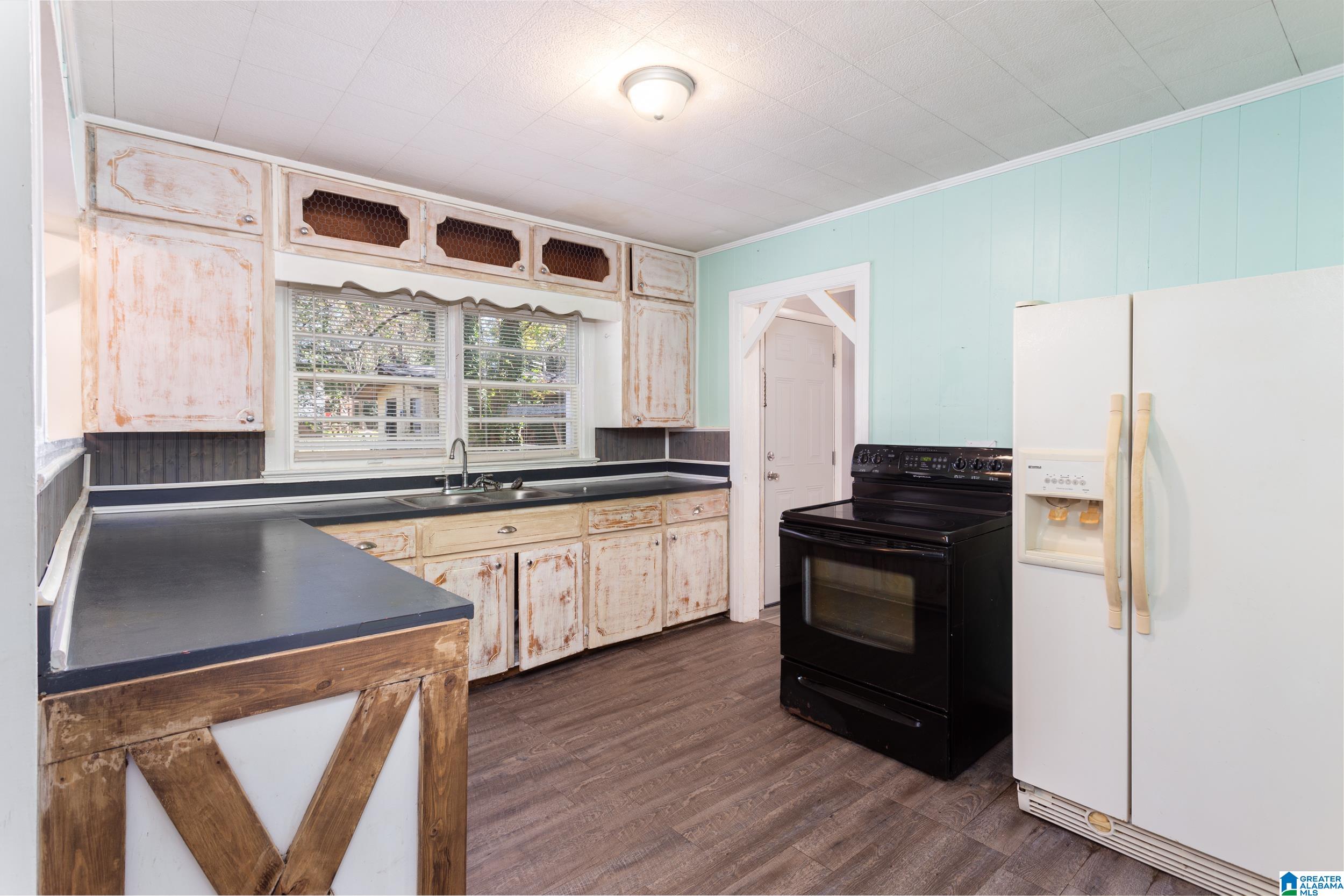 406 Alexandria Road Weaver, AL 36277 - Photo 2 of 30