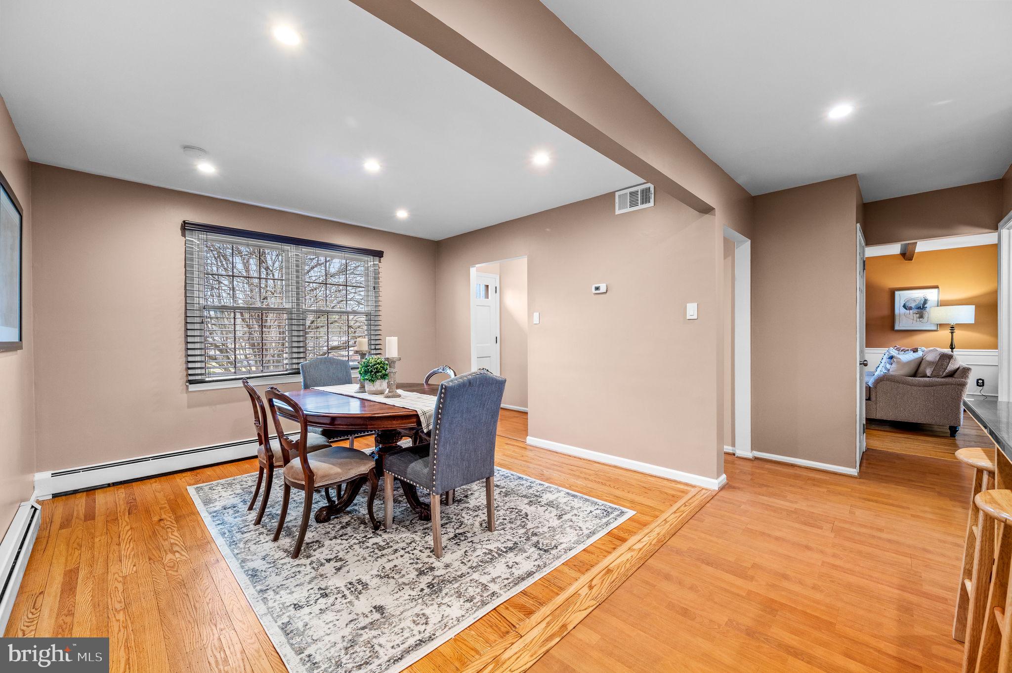 21 Birch Road Malvern, PA 19355 - Photo 13 of 42 Recessed lighting