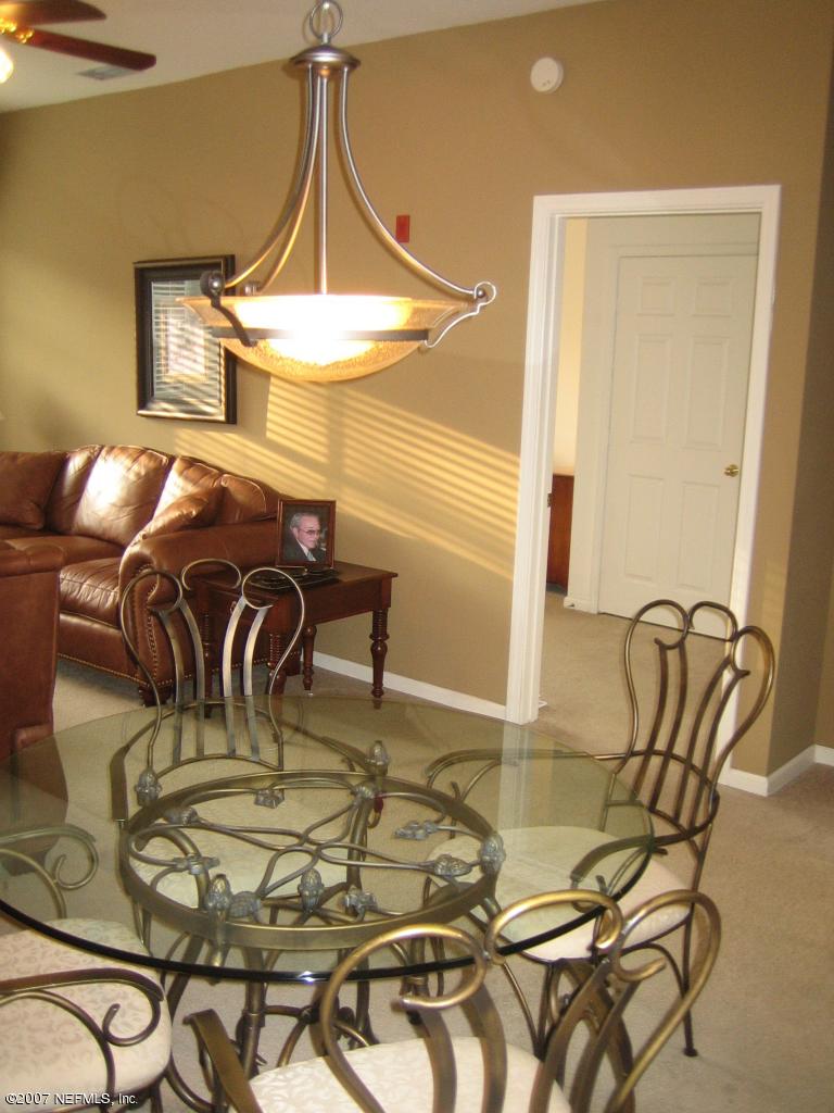 10550 Baymeadows Road, Unit 514 Jacksonville, FL 32256 - Photo 4 of 8 Eating Area
