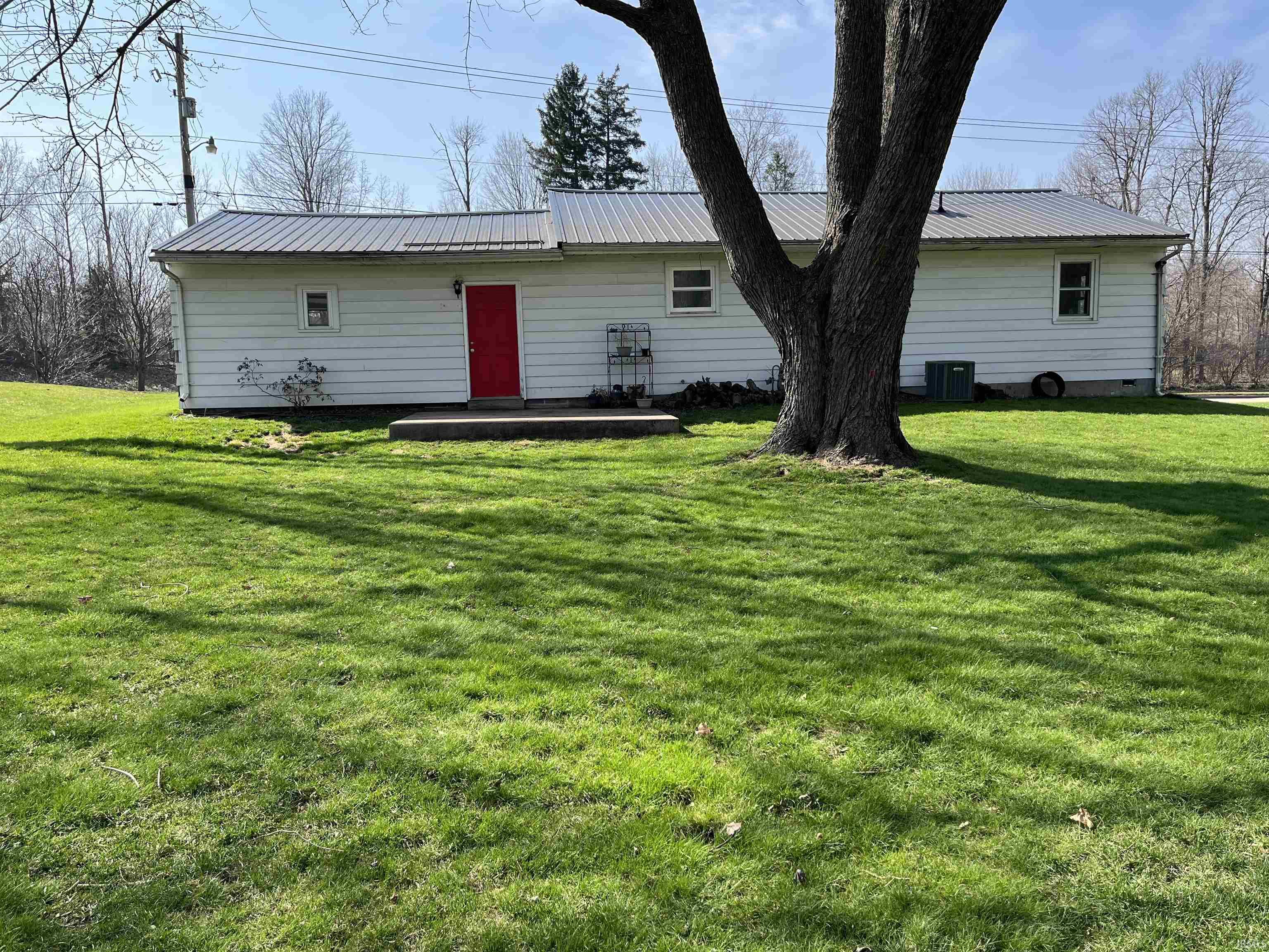 58900 State Rte 19 Elkhart, IN 46517 - Photo 3 of 19