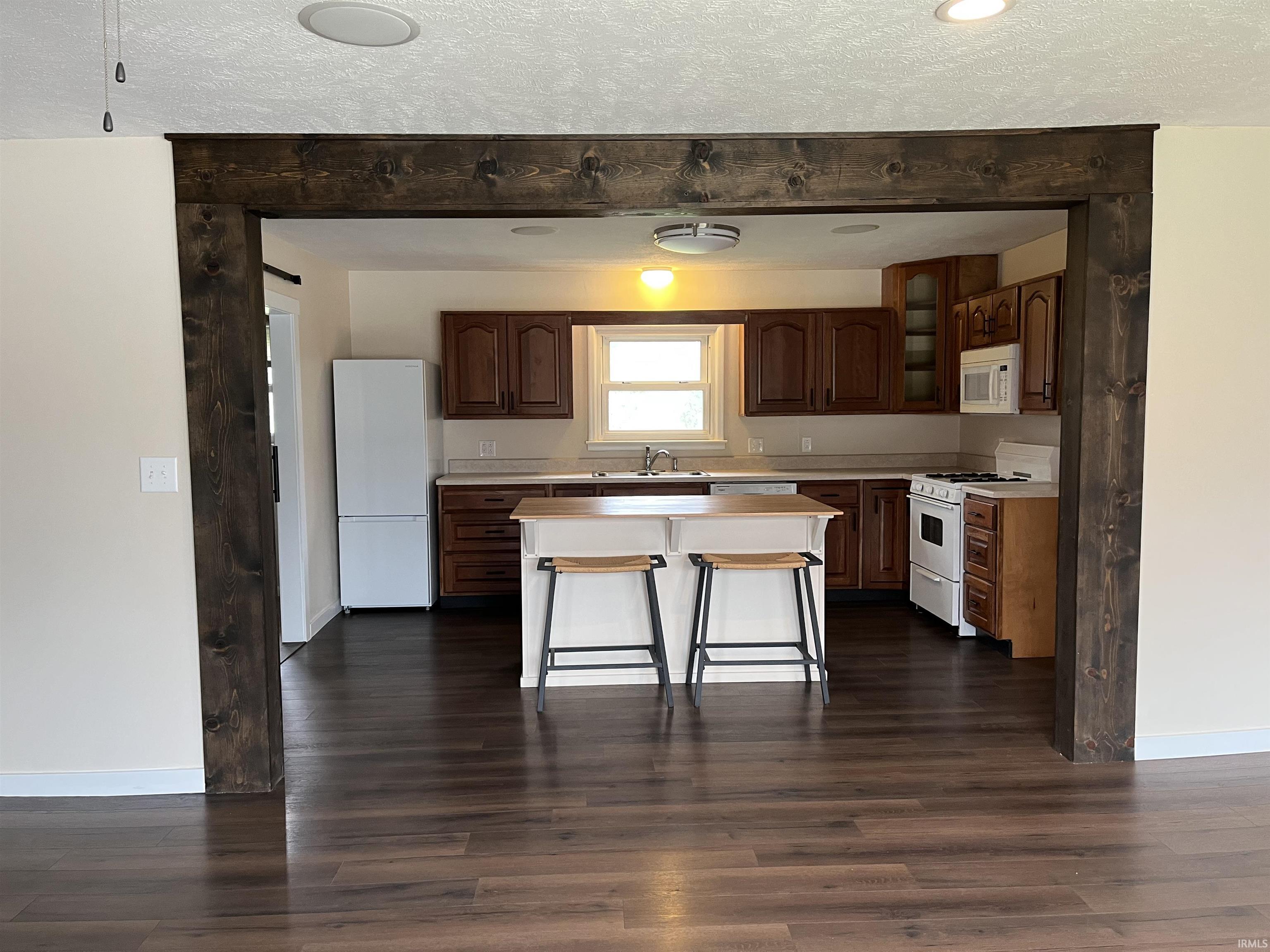 58900 State Rte 19 Elkhart, IN 46517 - Photo 4 of 19