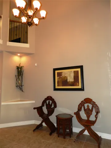 a view of a livingroom with furniture