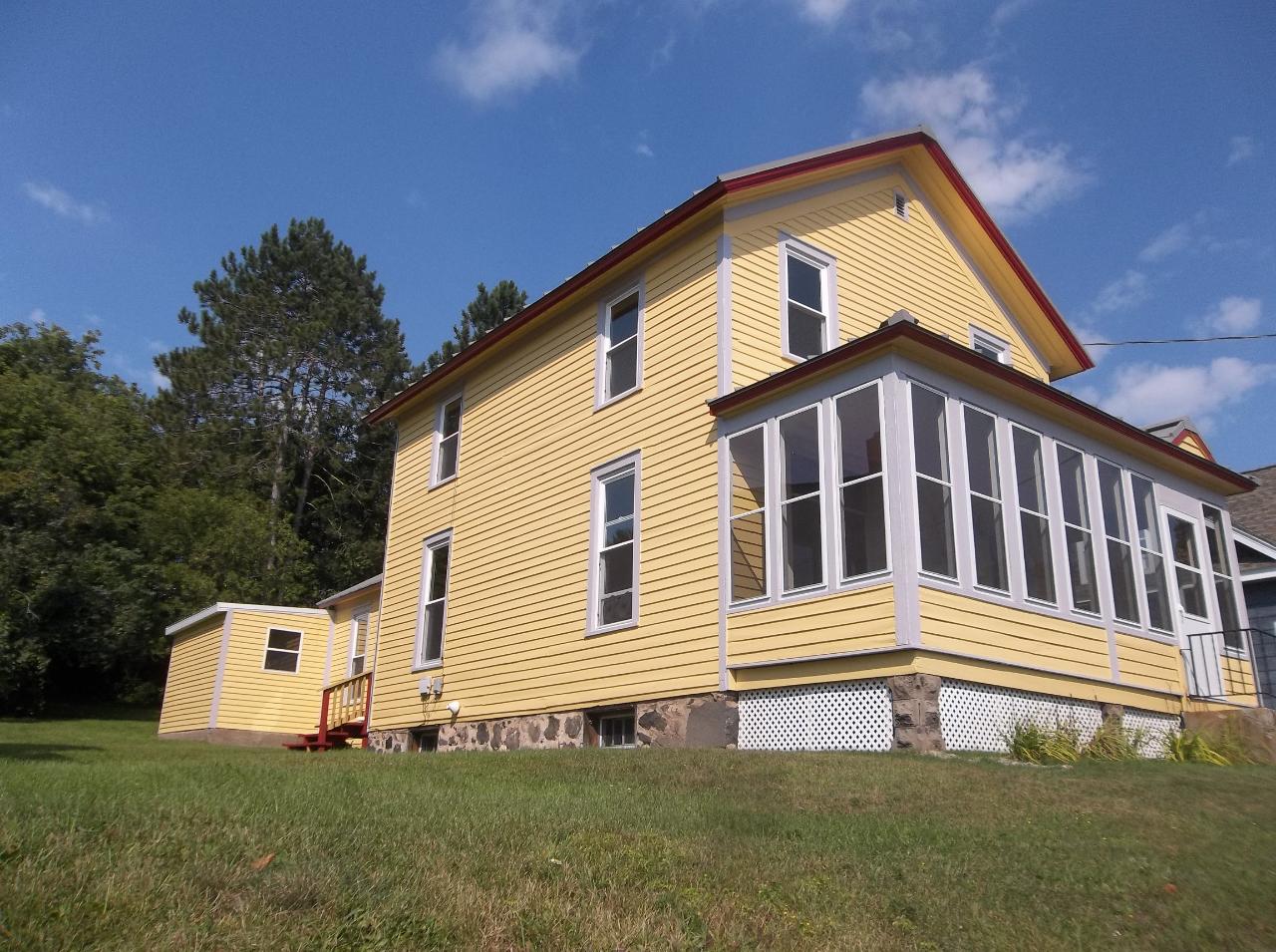 509 Thayer Street Rhinelander, WI 54501 - Photo 3 of 13 Gallery Image 3