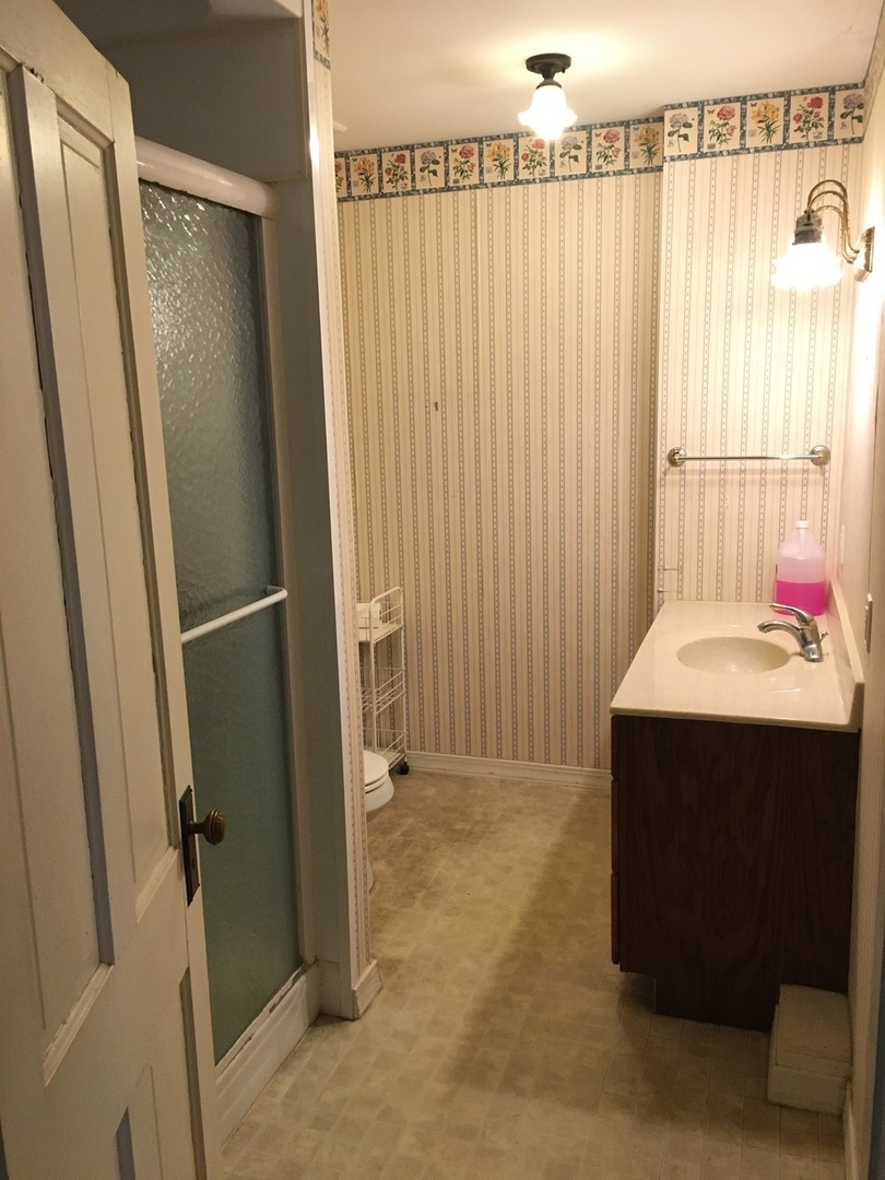 614 Locust Street Sycamore, IL 60178 - Photo 9 of 30