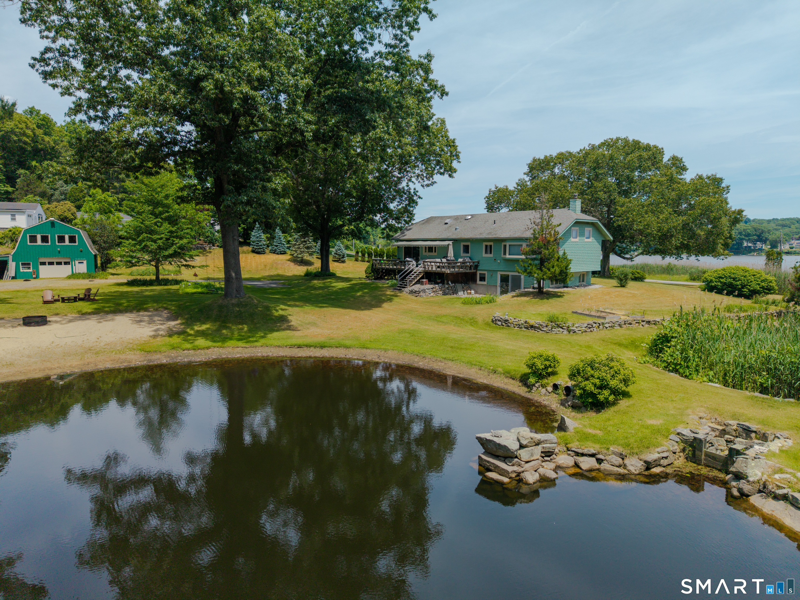 901 River Road Groton, CT 06355 - Photo 4 of 32