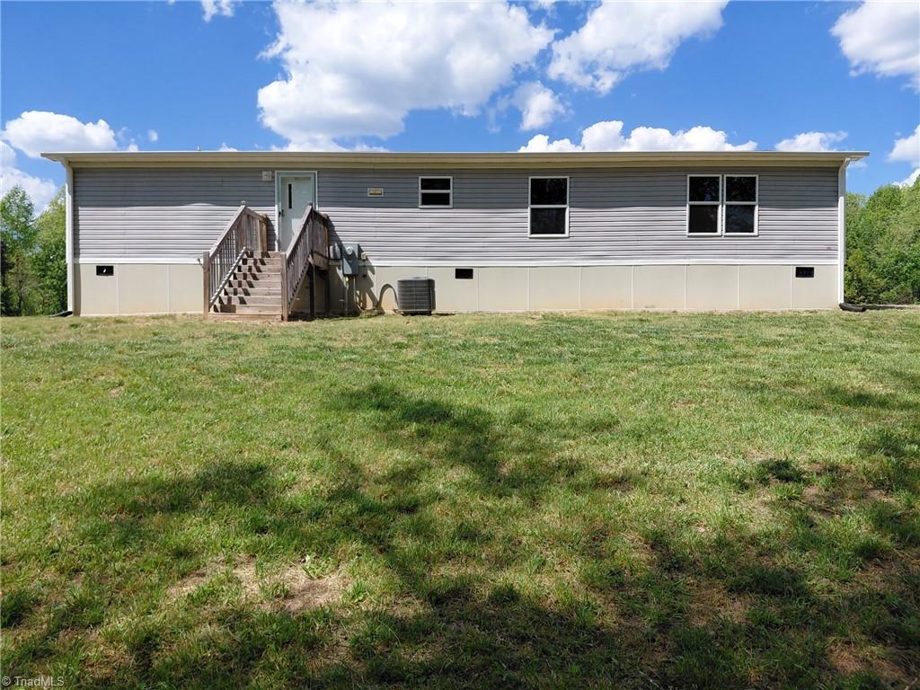 127 Ring Pl Road Mount Airy, NC 27030 - Photo 24 of 25