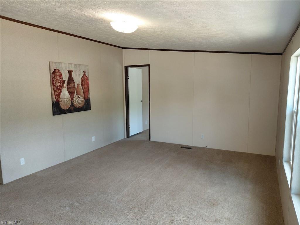 127 Ring Pl Road Mount Airy, NC 27030 - Photo 3 of 25
