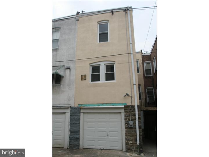 723 Kenmore Road Philadelphia, PA 19151 - Photo 24 of 25 Exterior Back