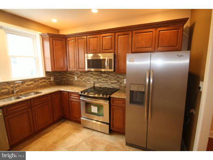 723 Kenmore Road Philadelphia, PA 19151 - Photo 5 of 25 Kitchen