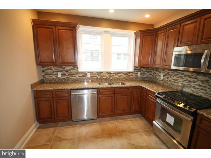 723 Kenmore Road Philadelphia, PA 19151 - Photo 6 of 25 Kitchen