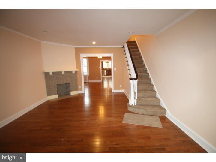 723 Kenmore Road Philadelphia, PA 19151 - Photo 9 of 25 Living Room
