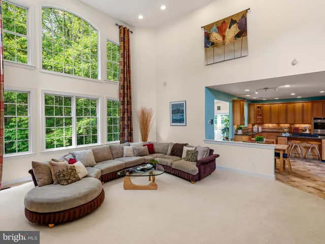 $1,125,000 | 452 Springview Lane, Phoenixville, PA 19460