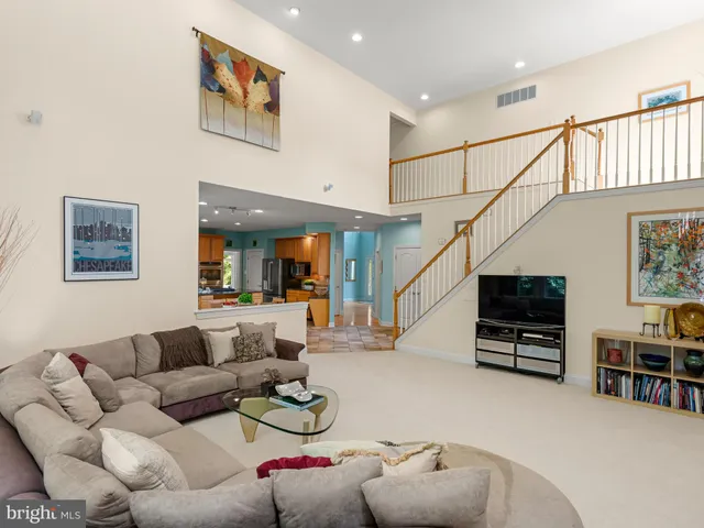 $1,125,000 | 452 Springview Lane, Phoenixville, PA 19460