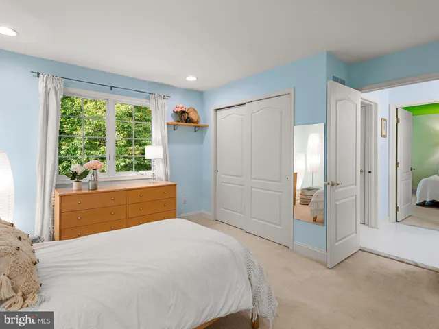 $1,125,000 | 452 Springview Lane, Phoenixville, PA 19460