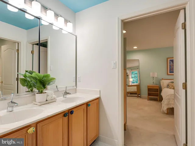 $1,125,000 | 452 Springview Lane, Phoenixville, PA 19460