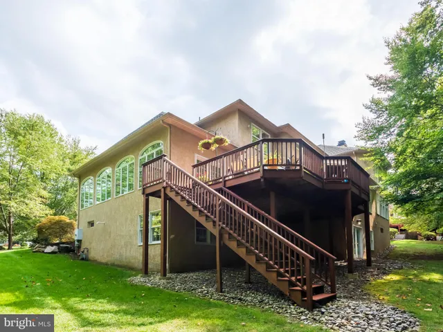 $1,125,000 | 452 Springview Lane, Phoenixville, PA 19460
