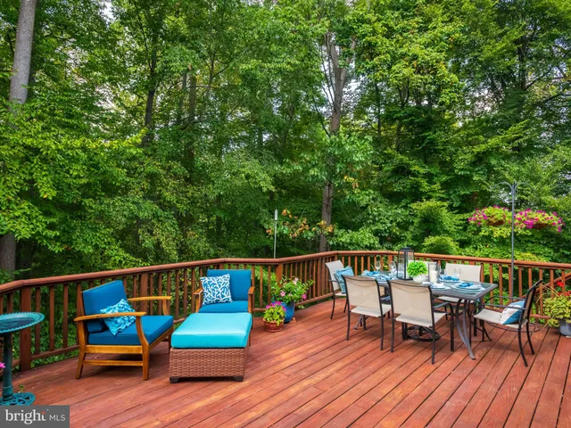 $1,125,000 | 452 Springview Lane, Phoenixville, PA 19460