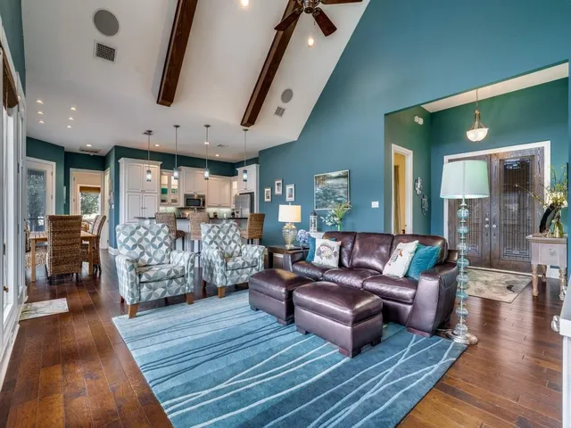 $2,190,000 | 7033 West Hells Gate Drive, Strawn, TX 76475